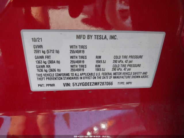 2021 TESLA MODEL Y 5YJYGDEE2MF287066 Photo 8