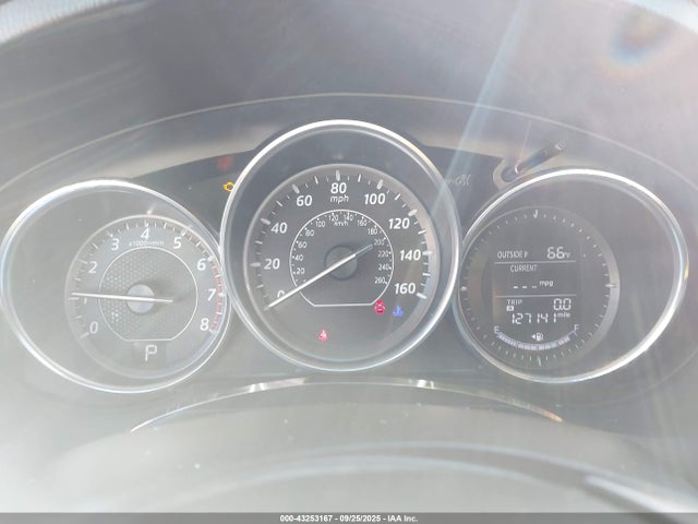 JM1GJ1V60E1155583 Mazda py