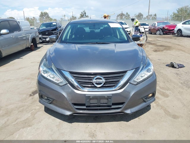 1N4AL3AP0JC185665 Nissan 2018