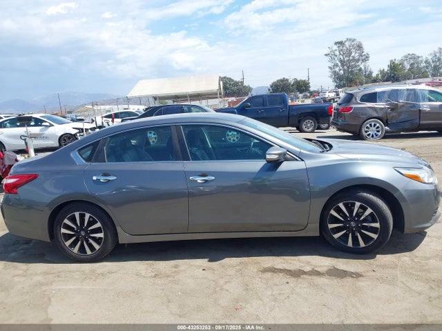 1N4AL3AP0JC185665 Nissan 2018