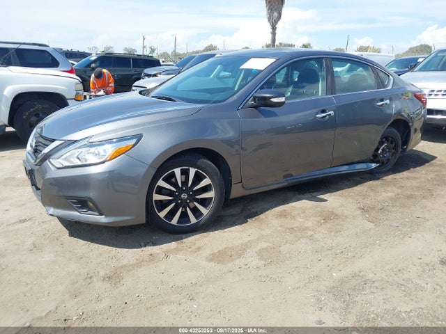 1N4AL3AP0JC185665 Nissan 2018