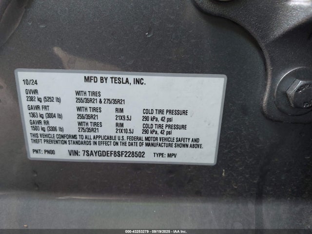 2025 TESLA MODEL Y 7SAYGDEF8SF228502 Photo 8