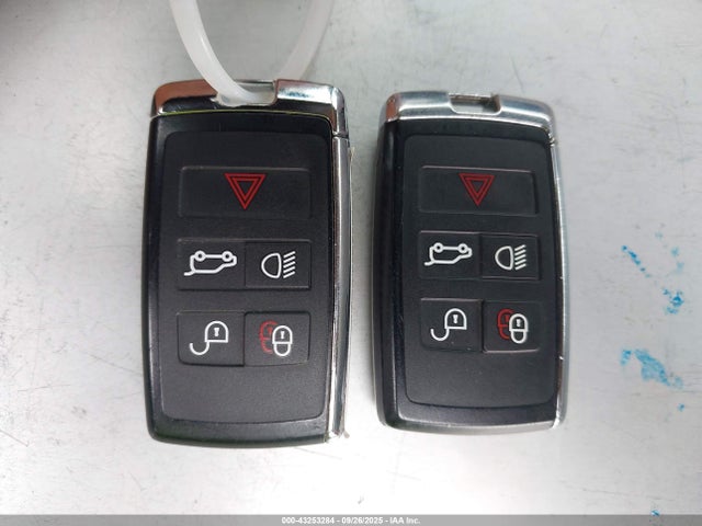 SALE27EU7P2149811 Land Rover Defender 110 X-dynamic Se