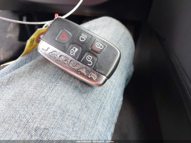 2014 JAGUAR F-TYPE SAJWA6FC5E8K06050 Photo 10