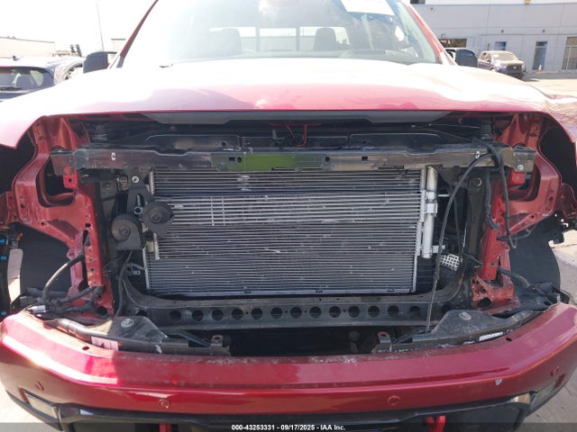 43253331 :رقم المزاد ، 1GTPUEEL2NZ507696 vin ، 2022 Gmc Sierra 1500 4wd  Short Box At4 مزاد بيع