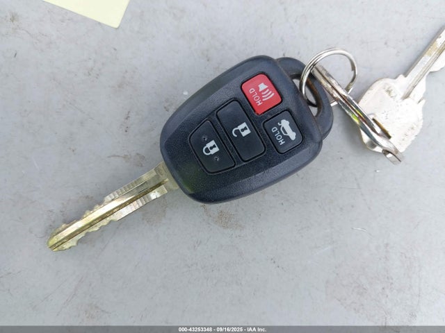 5YFBURHE9JP759657 Toyota 2zr-fe