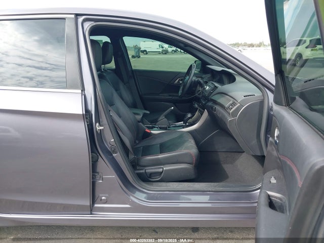 1HGCR2F13HA169807 Honda k24w1