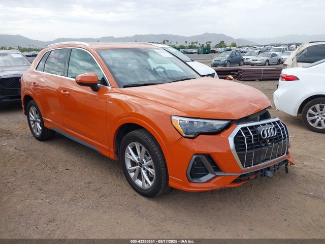 2022 AUDI Q3 WA1DECF3XN1150215 Photo 0