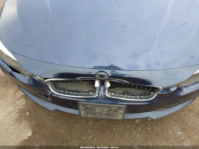WBA8E1G54GNT35171 BMW 320i