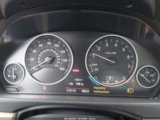WBA8E1G54GNT35171 BMW 320i