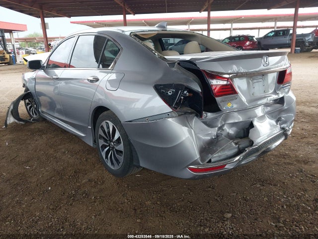 Honda lfa1 2017 JHMCR6F71HC004111 Image 3