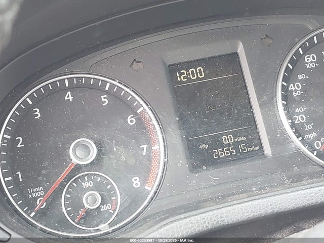Volkswagen 2015 2015 1VWAT7A34FC082770 Image 15