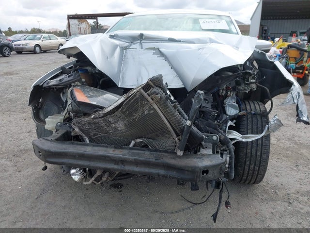 Volkswagen 2015 2015 1VWAT7A34FC082770 Image 6