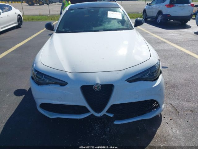 2022 ALFA ROMEO GIULIA ZARFAMBN5N7665262 Photo 5