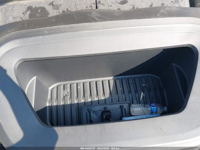 2022 TESLA MODEL Y 7SAYGDEF1NF404813 Photo 9