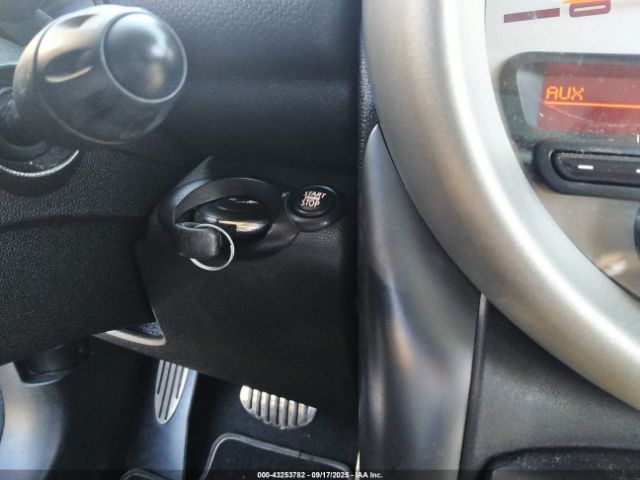 2011 MINI COOPER S COUNTRYMAN WMWZC3C52BWL78843 Photo 10