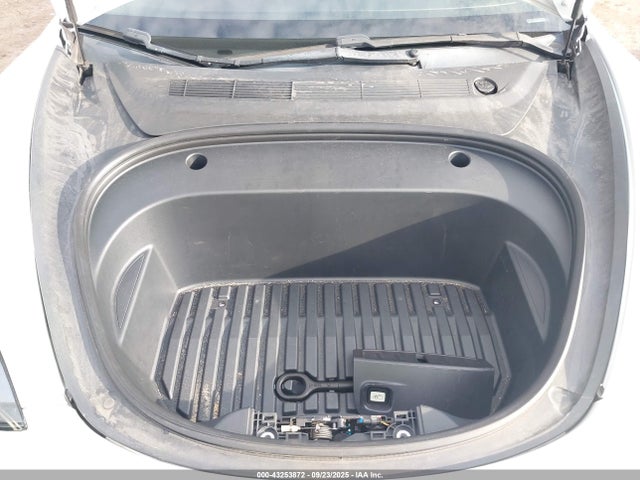 2021 TESLA MODEL 3 5YJ3E1EA7MF879252 Photo 9