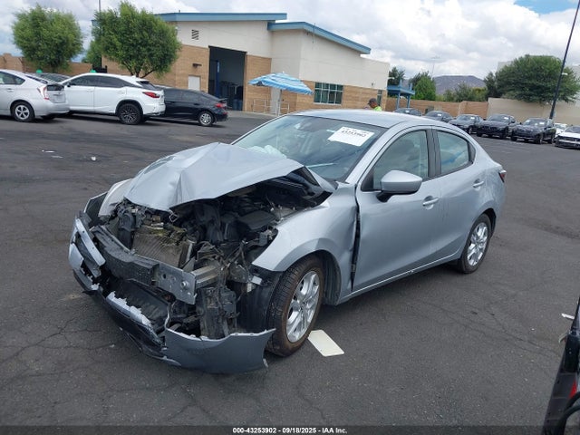 3MYDLBYV2JY305674 Toyota p5v