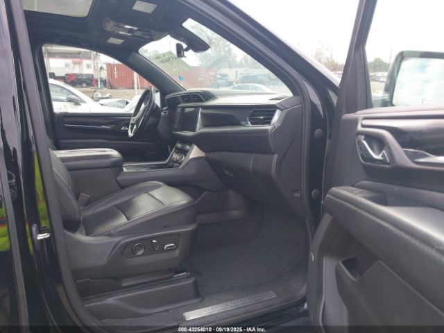 2021 GMC YUKON XL 1GKS2JKL9MR201692 Photo 4