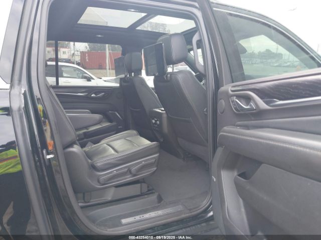 2021 GMC YUKON XL 1GKS2JKL9MR201692 Photo 7