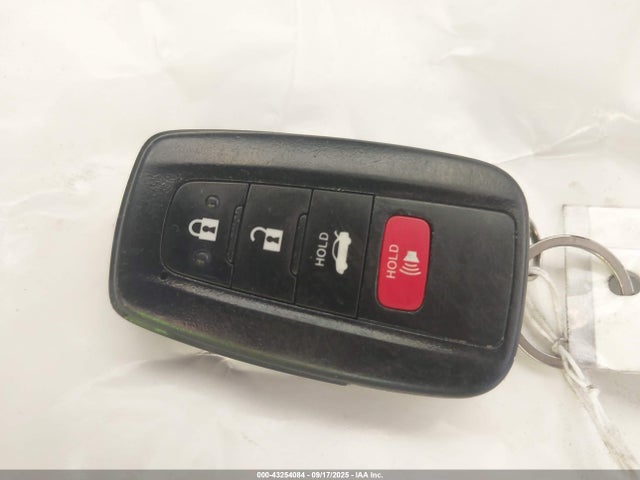 4T1C31AKXMU562346 Toyota a25a-fxs