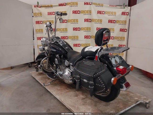2002 HARLEY-DAVIDSON FLSTC 1HD1BJY102Y077326 Photo 2