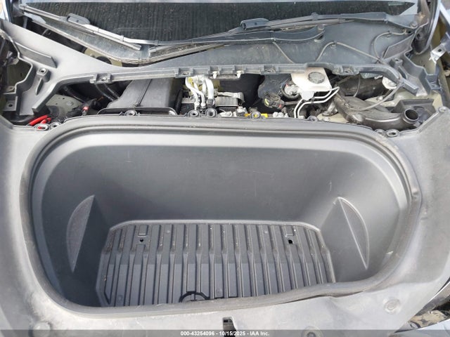 Продаж на аукціоні авто 2022 Tesla Model Y Long Range Dual Motor All-wheel Drive, vin: 7SAYGAEE8NF316654, номер лоту: 43254096