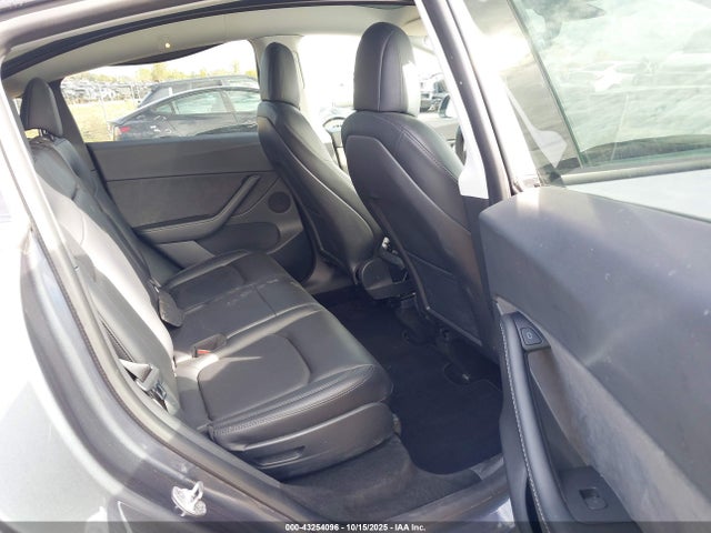 Продаж на аукціоні авто 2022 Tesla Model Y Long Range Dual Motor All-wheel Drive, vin: 7SAYGAEE8NF316654, номер лоту: 43254096