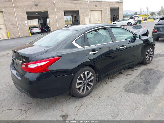 1N4AL3AP9HC238258 Nissan 2017