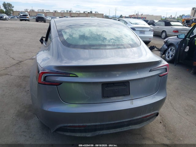 Tesla 2025 2025 5YJ3E1EA9SF903211 Image 15