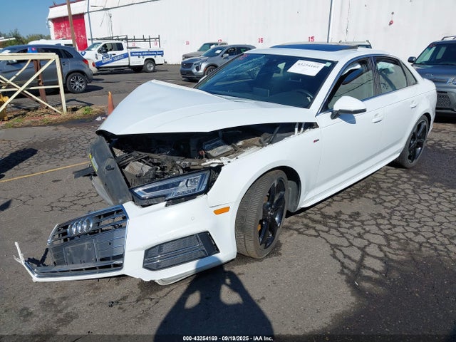 2017 AUDI A4 WAULNAF47HN043437 Photo 1