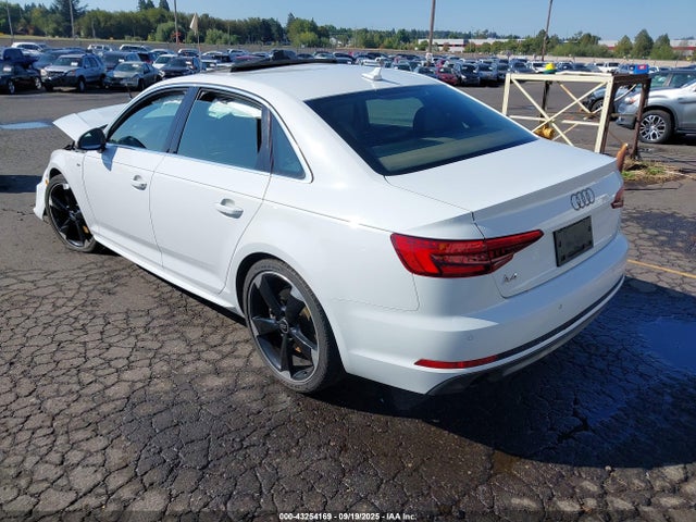 2017 AUDI A4 WAULNAF47HN043437 Photo 2