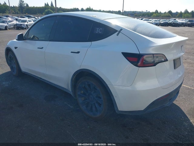 5YJYGDEE7LF023811 Tesla 2020