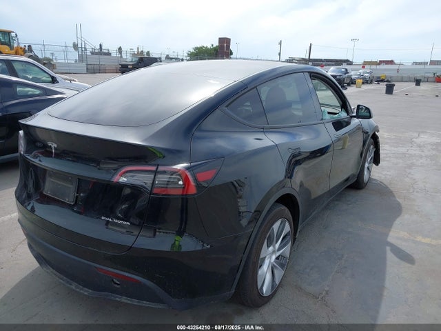 7SAYGDEE3PA139318 Tesla 2023