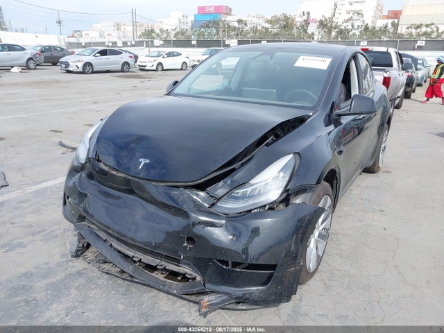 7SAYGDEE3PA139318 Tesla 2023