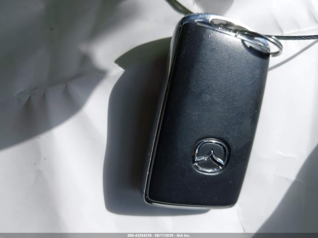 Mazda py 2023 7MMVABCM6PN135946 Image 11