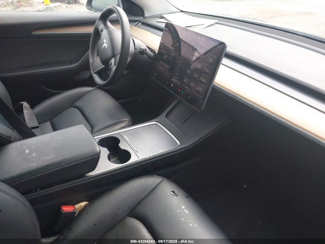 2021 TESLA MODEL 3 5YJ3E1EB6MF988097 Photo 4