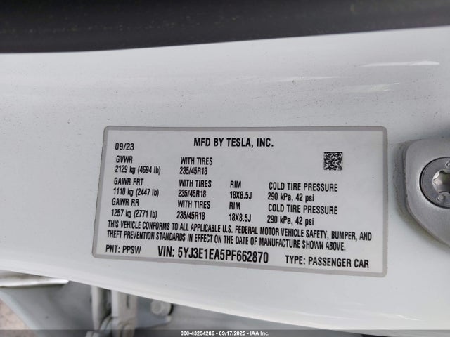 Tesla MODEL 3 2023 5YJ3E1EA5PF662870 Image 9