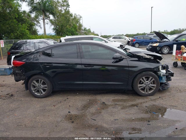 43254292 :رقم المزاد ، 5NPD84LF3JH333203 vin ، 2018 Hyundai Elantra Sel مزاد بيع