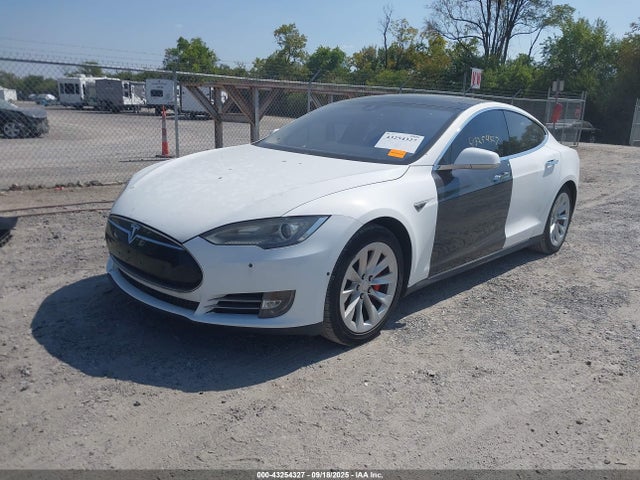2015 TESLA MODEL S 5YJSA4H24FFP78282 Photo 1