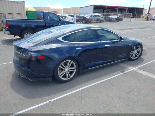 2014 TESLA MODEL S 5YJSA1S13EFP41107 Photo 3