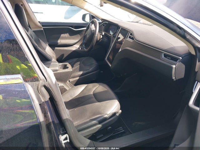 2014 TESLA MODEL S 5YJSA1S13EFP41107 Photo 4