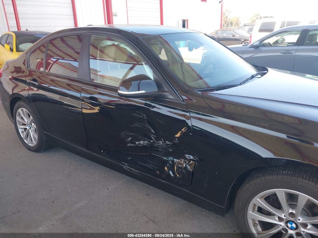 WBA8E1G54GNU11276 BMW 2016