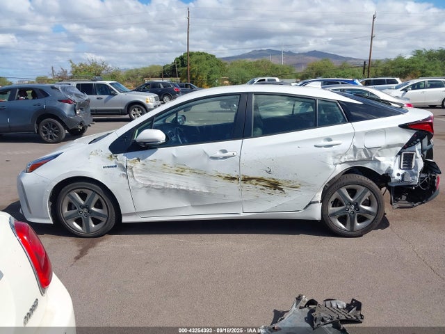 JTDKAMFU4N3186882 Toyota PRIUS XLE