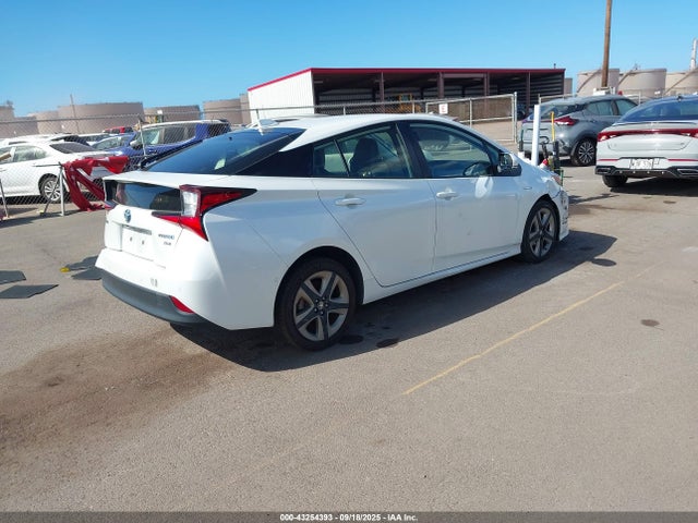 JTDKAMFU4N3186882 Toyota PRIUS XLE