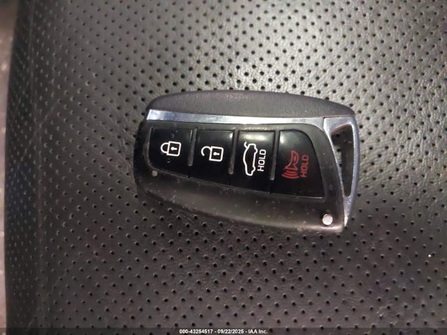 43254517 :رقم المزاد ، KMHGH4JH6FU095602 vin ، 2015 Hyundai Equus Signature مزاد بيع