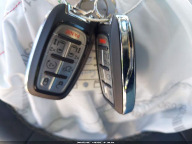 2024 CHRYSLER VOYAGER 2C4RC1CGXRR157647 Photo 10