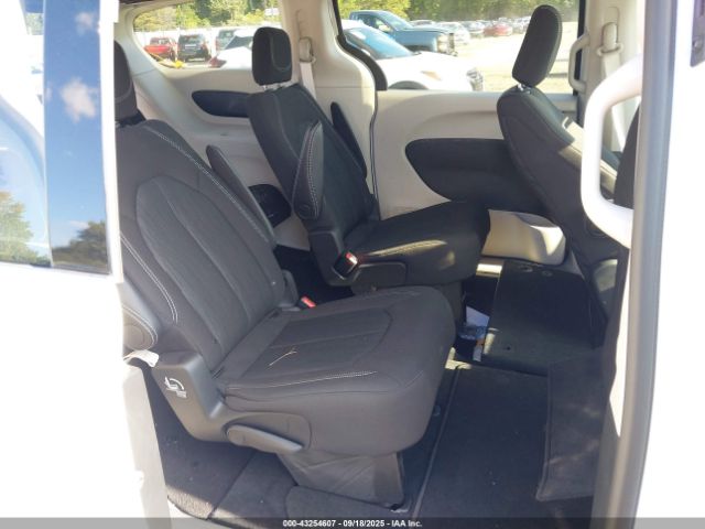 2024 CHRYSLER VOYAGER 2C4RC1CGXRR157647 Photo 7