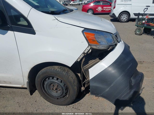 3N6CM0KN8JK700110 Nissan NV200