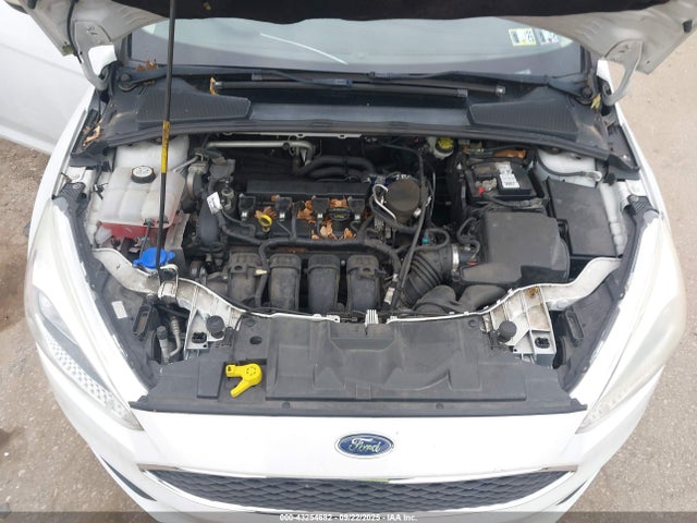 1FADP3F25GL216271 Ford 2016